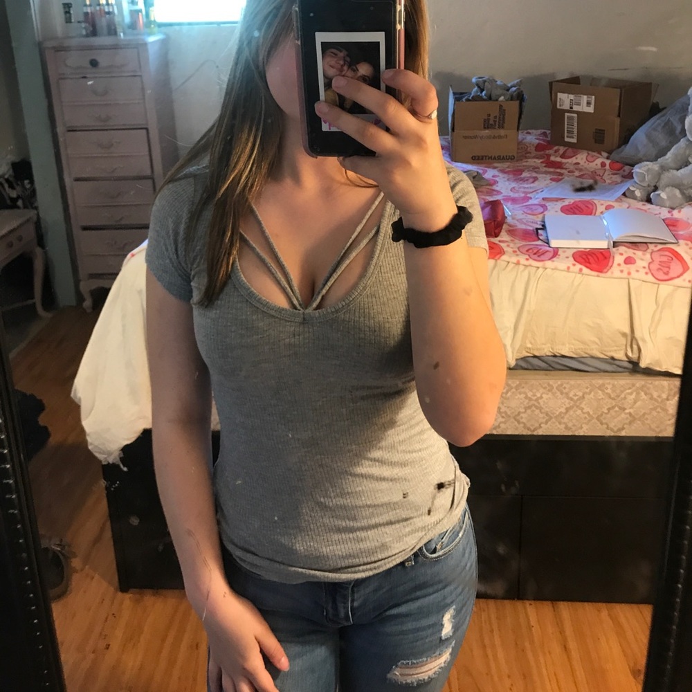 Hollister t-shirt